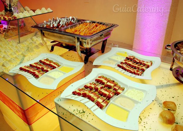 Catering con luces abril 
