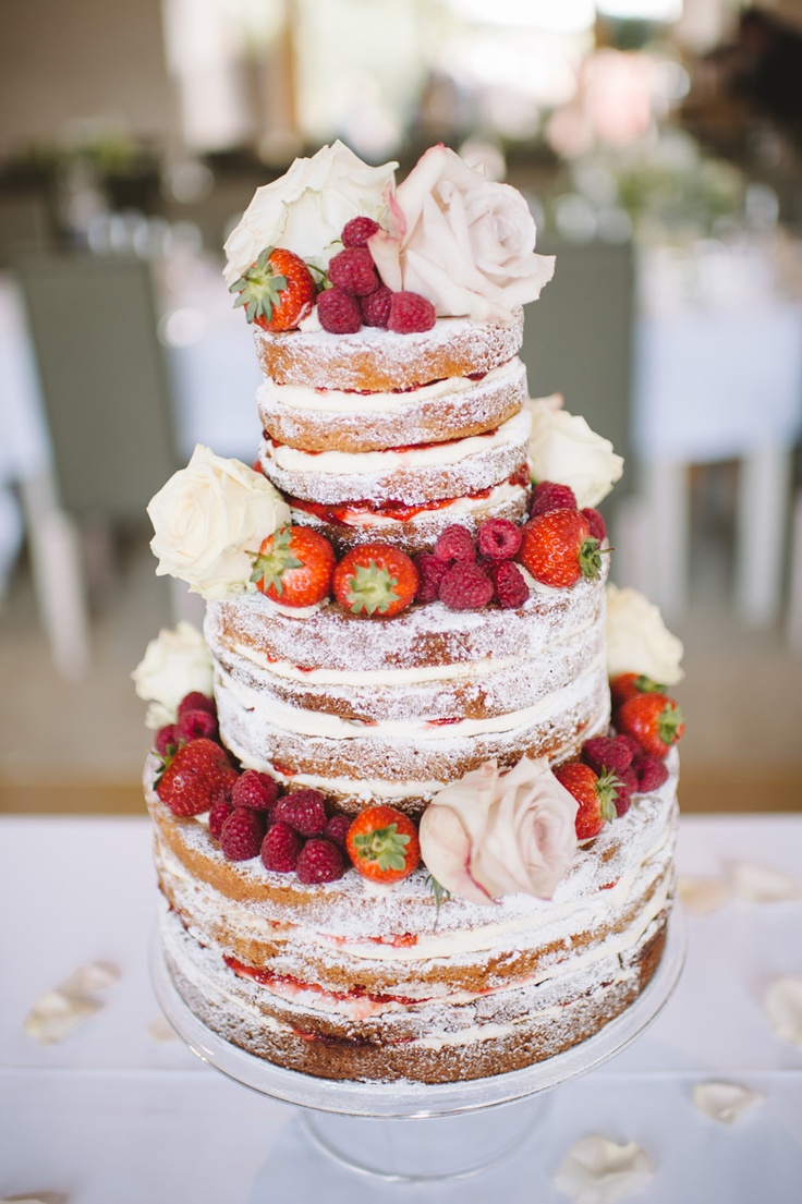 naked-wedding-cake-ideas-7-091413.jpg