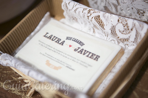 Invitación de boda comestible, ¡no dejarán ni las migas! Foto: fbcdn-sphotos-b-a.akamaihd.net