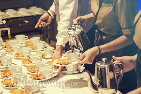 ¿Por qué contratar a una empresa para tu coffee break?