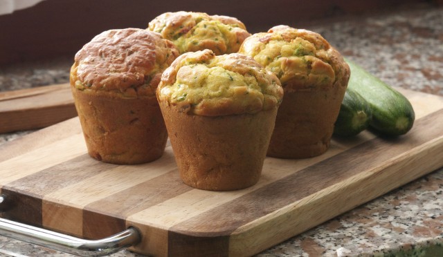 muffin-pane-raffermo-insalata-verdure-ri