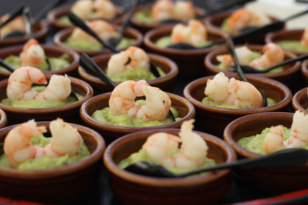 catering-malena-guacamole-con-langostino