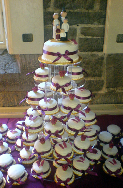 divineweddingcakes.co.uk.jpg