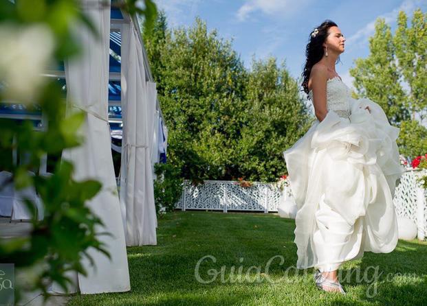 Novia en el jardín