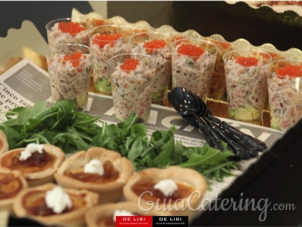 Catering a domicilio/empresa en bandejas.jpg