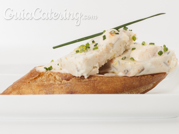 Pastel de Gulas al Ajillo, Pinchos Vascos Onegin , catering en Madrid