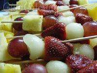 Brochetas de fruta