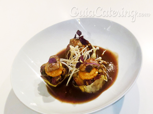 Ravioli de rabo de Toro con foie a la plancha y la salsa de sus huesitos