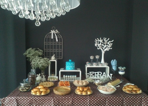 Mesas dulces y saladas totalmente personalizadas y decoradas