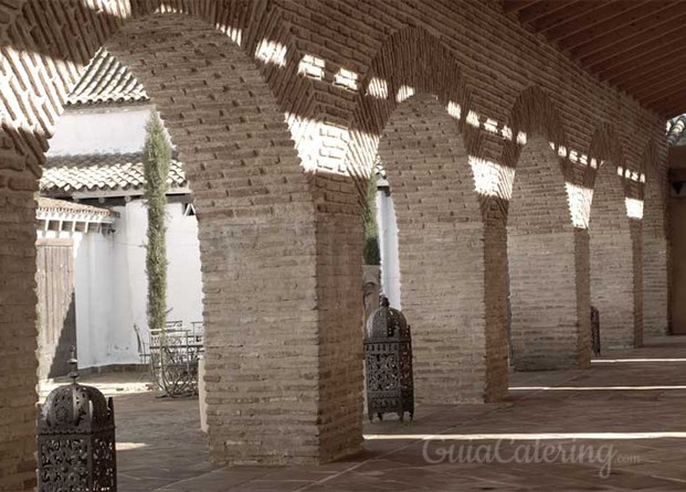 Patio de los Arcos