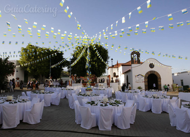 Montaje plaza de arico