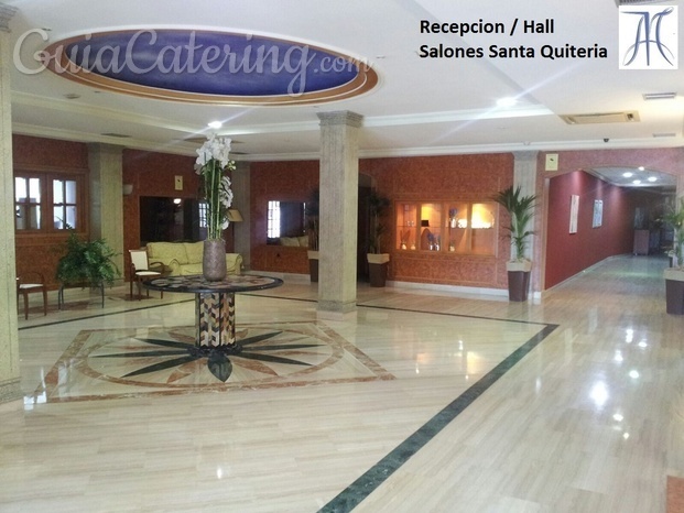 Hall de recepción para acceder a nuestros Salones