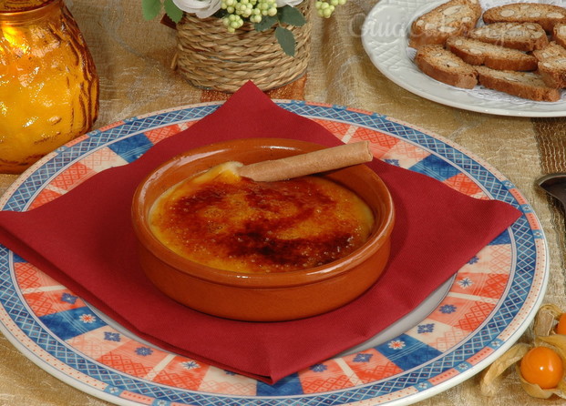 Postres caseros. Crema catalana