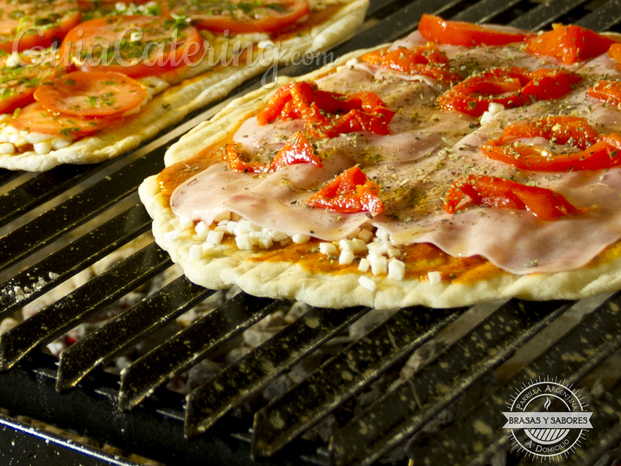 Pizzas a la parrilla en BrasasySabores