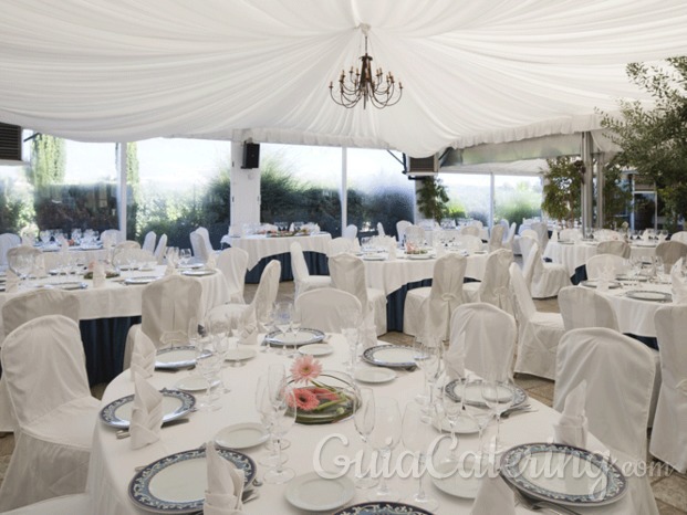 Banquete en carpas Villa-Lucía