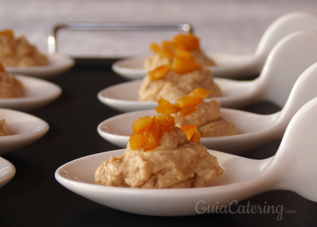 Cucharitas de FOIE Y CEBOLLA CARAMELIZAD