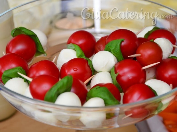 Brochetas Caprese