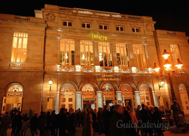 Bella iluminación de evento