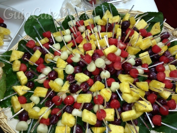 Brochetas de frutas