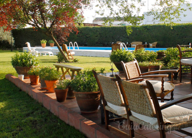 Jardines y terraza